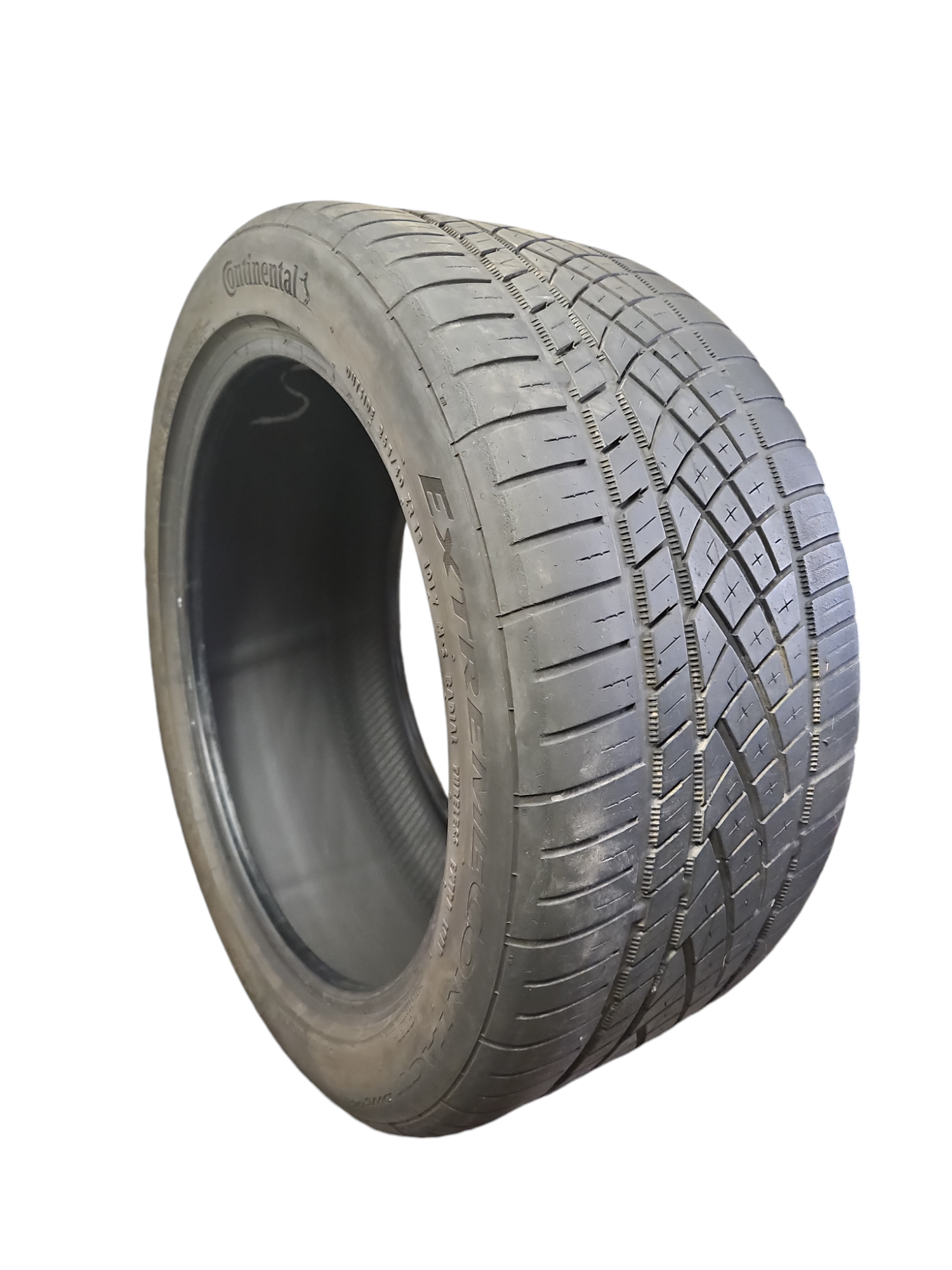 Used 265/40R18 Continental ExtremeContact DWS06 Plus 101Y – Mobile