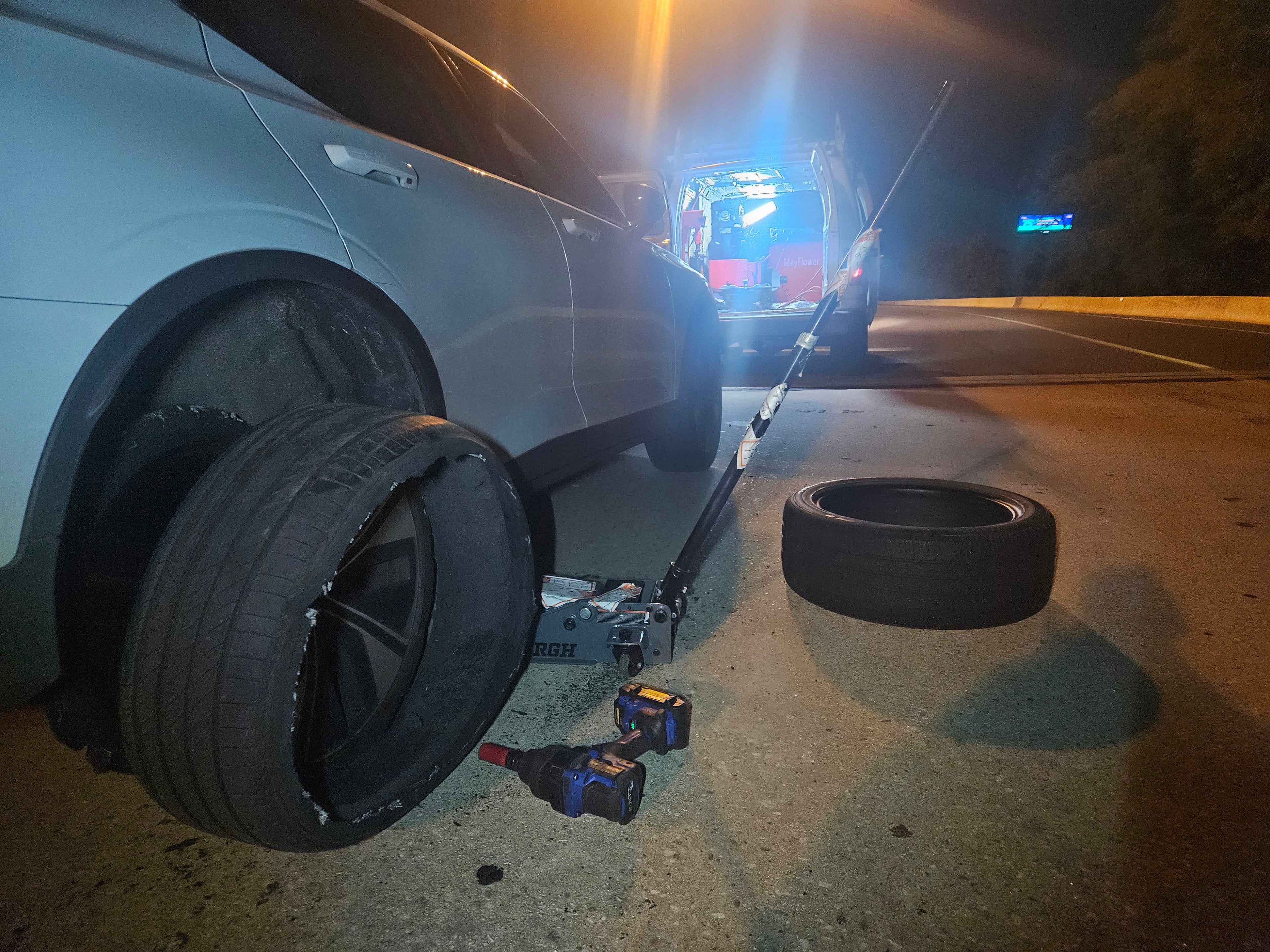 Changing a tire with sidewall separation from being driven on deflated.